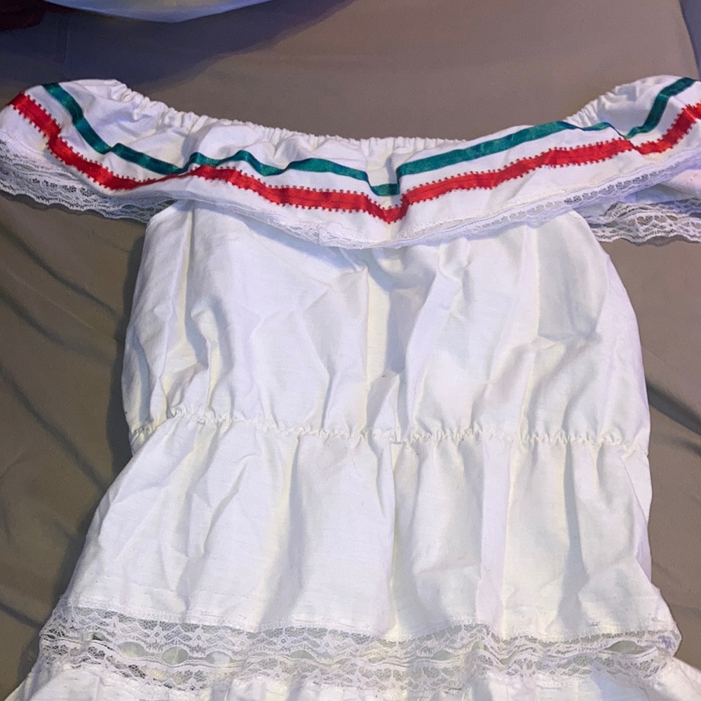 Cinco De Mayo dressy shirt. Size S? No brand.